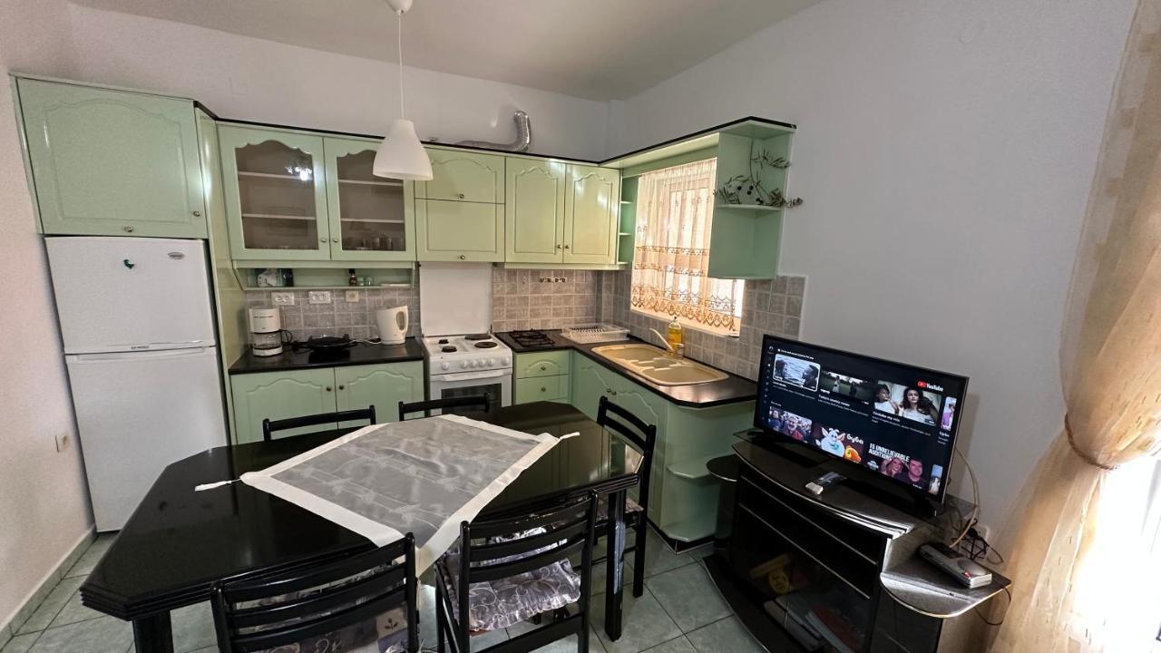 Comfort 2 Apartment Sarande Exterior photo